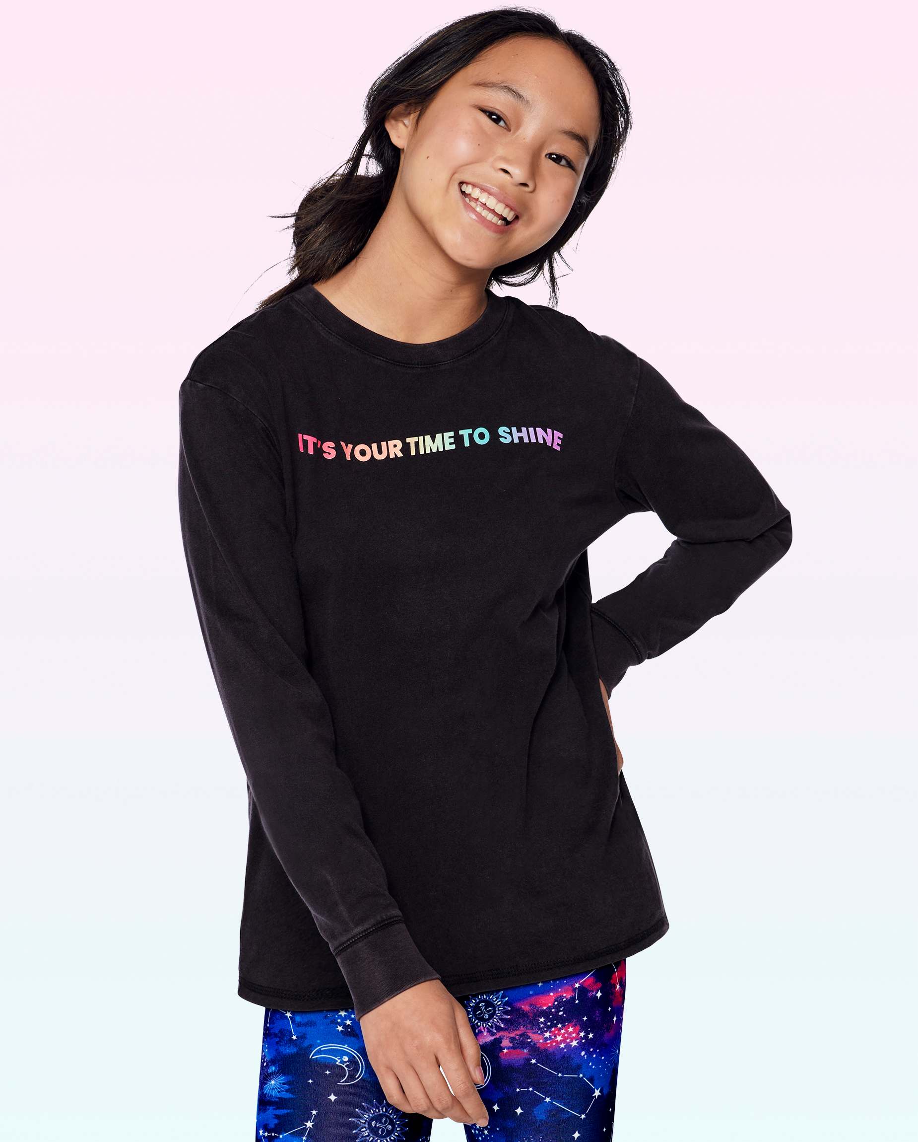 Teen Girls Long Sleeve Oversized Logo Graphic Tee - GRAY | The