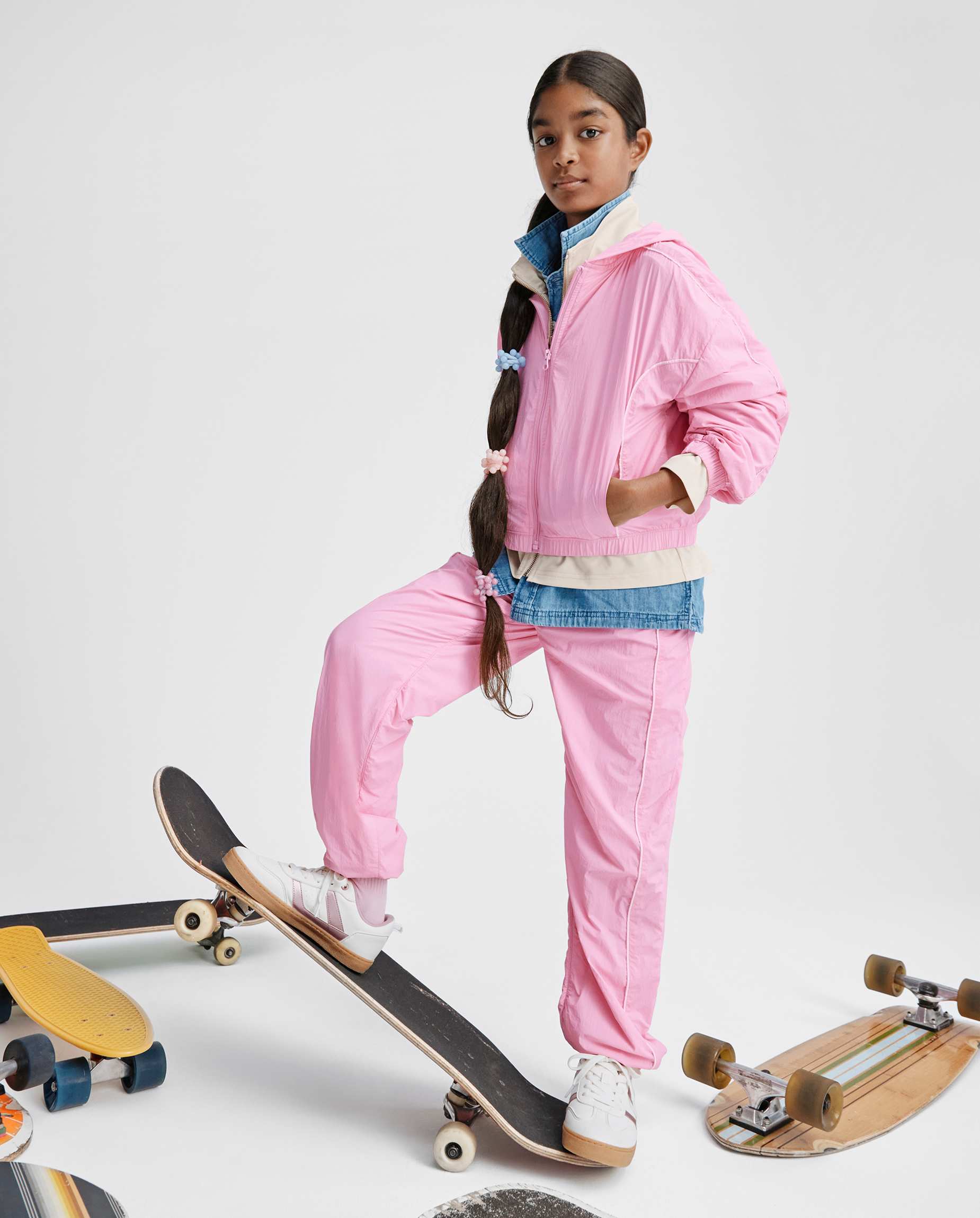 Girls Active Contrast Mesh Lined Parachute Pants - PINK | The