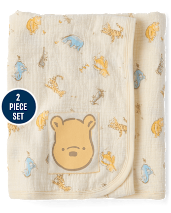 Baby Winnie The Pooh™ Blanket 2-Piece Set