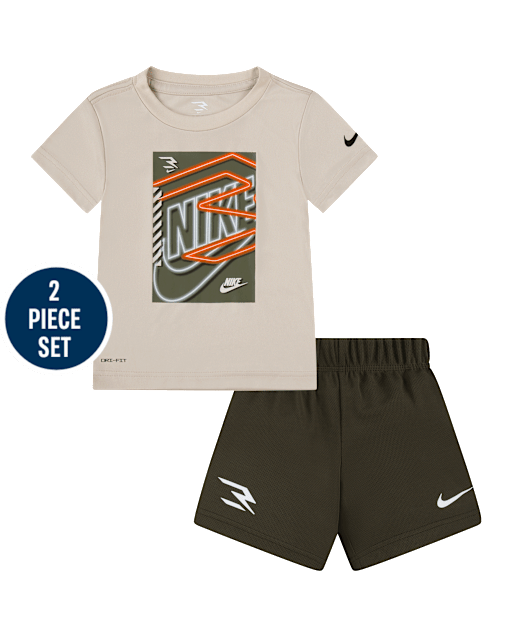 Toddler Boys Nike 3BRAND by Russell Wilson Graphic 2-Piece Outfit Set