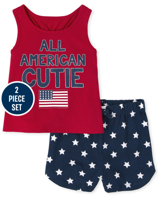 Conjunto de 2 piezas de camiseta sin mangas "All American Cutie" sin mangas y pantalones cortos de punto con estampado de estrellas para niñas pequeñas