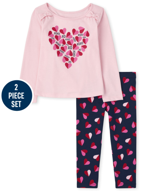 Conjunto de 2 piezas de leggings de punto con estampado de corazón y top de manga larga con lazo en el corazón para niñas pequeñas