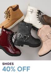 The image displays a variety of different types of shoes, including boots, ankle boots, and lace-up shoes, all of which are on sale at a 40% discount.