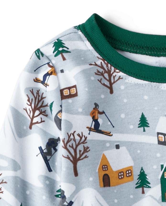 Baby And Toddler Matching Family Ski Cabin Snug Fit Cotton Pajamas