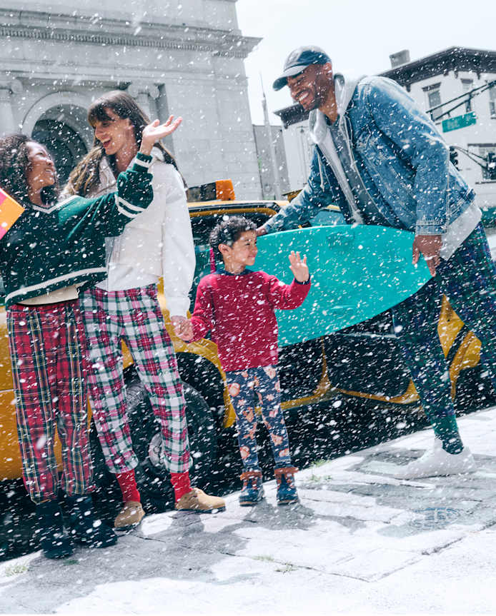 Kids Matching Family Christmas Crew Snug Fit Cotton And Flannel Pajamas