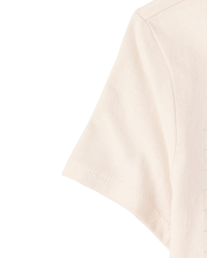 T-shirt graphique pour fille avec nœud papillon chien