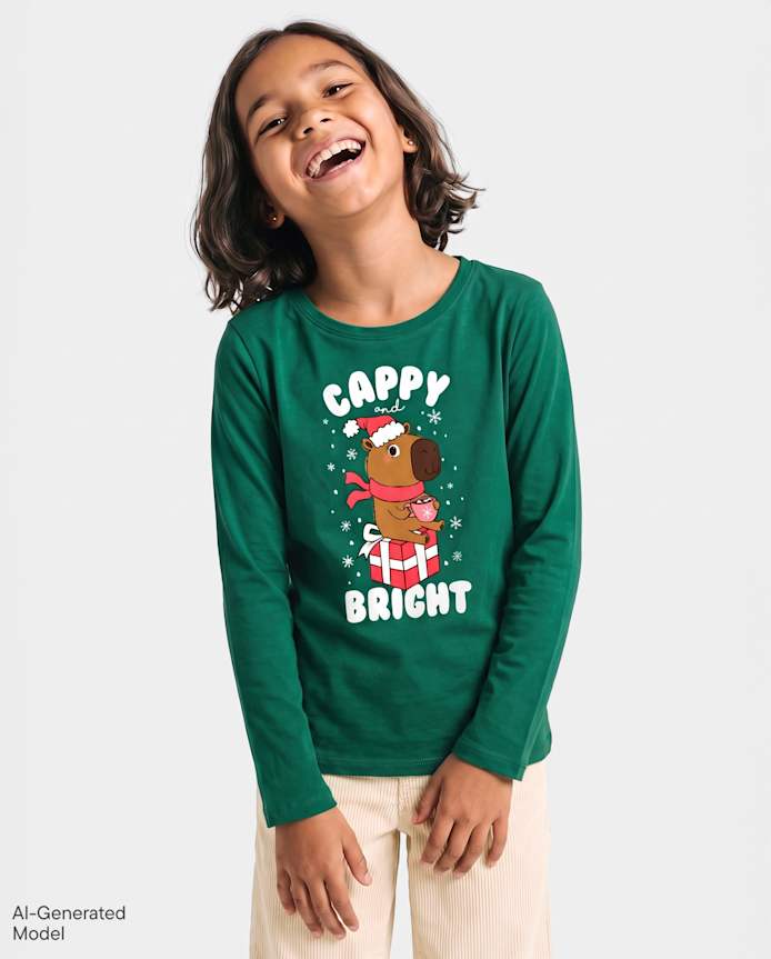 Girls Christmas Capybara Graphic Tee