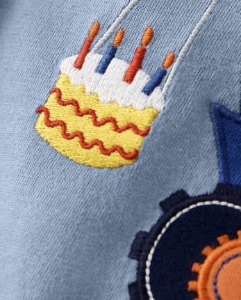Top en capas de cumpleaños bordado para niños - Birthday Boutique