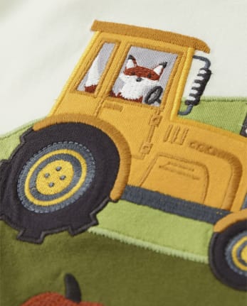 Top a capas con diseño de camión bordado para niños - Harvest