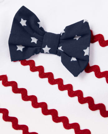 Top con aleteo de bandera bordada para niñas - American Cutie