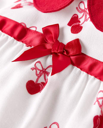 Chemise de nuit à volants en flanelle à motif cerises et cœurs pour filles - Gymmies