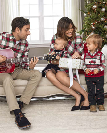 Matching Family Outfits - Christmas Cabin