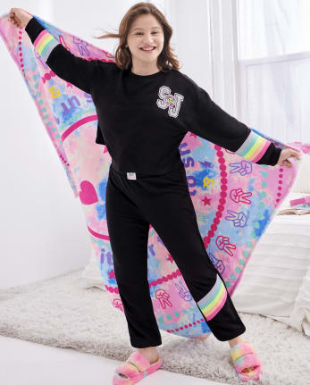Tween Girls Tie-Dye Happy Face Blanket
