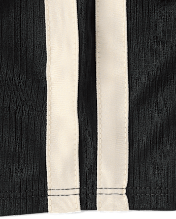 Tween Girls V-Neck Soccer Tee