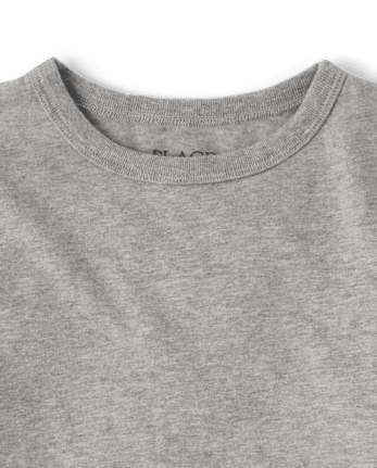 Camiseta básica con capas de uniforme para niños