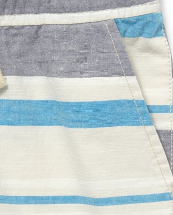 Shorts deportivos sin cierres a rayas para niños