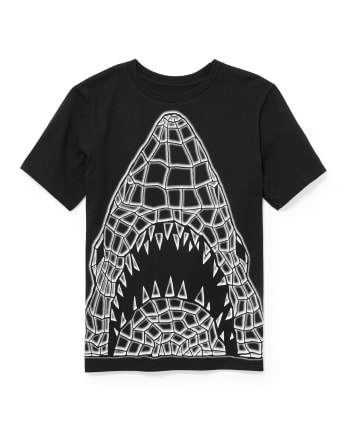 Camiseta con estampado de tiburón resplandeciente para niños