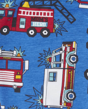 Pijamas de algodón ajustados con diseño de camión de bomberos Mom's Hero para bebés y niños pequeños