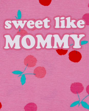 Pijamas de algodón ajustados Mommy Cherry para bebés y niñas pequeñas