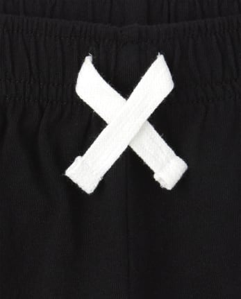 Shorts de baloncesto con rayas laterales Mix And Match para bebés y niños pequeños