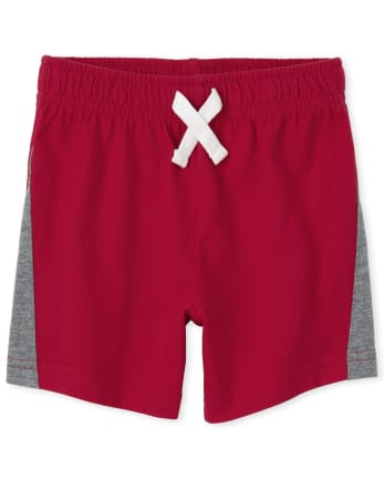 Shorts de básquetbol con rayas laterales Mix and Match para bebés y niños pequeños