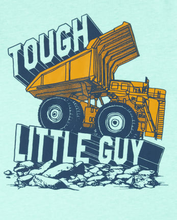 Camiseta con gráfico de camión de construcción para bebés y niños pequeños
