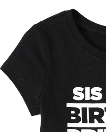 Camiseta gráfica de cumpleaños familiar a juego para bebés y niñas pequeñas