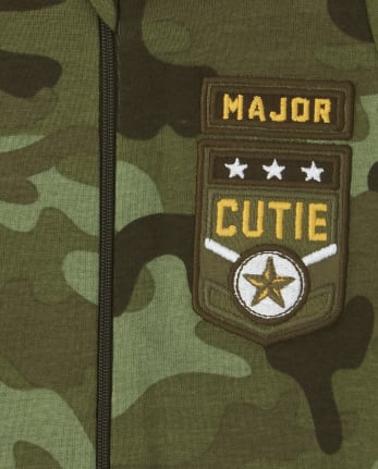 Pijamas de una pieza de algodón ajustados con estampado de camuflaje para bebés y niños pequeños