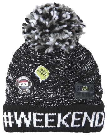 Gorro con pompón de fin de semana para niños