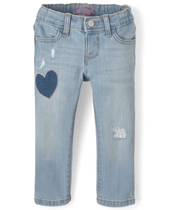 Jeans de mezclilla desgastados con corazones para bebés y niñas pequeñas