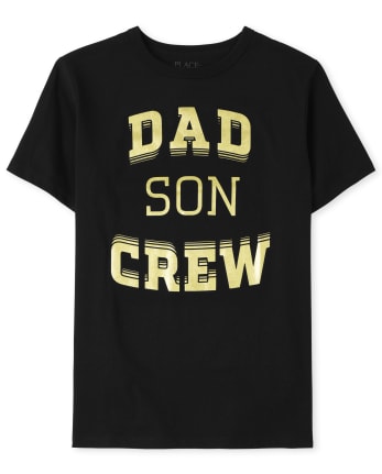 Camiseta gráfica a juego con el papá de la familia para niños