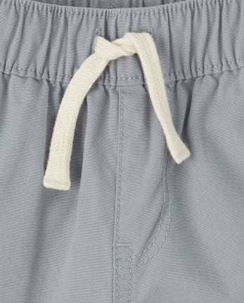 Essentials Pantalones Cortos Tejidos con Frente Plano Niño Paquetes Múltiples 