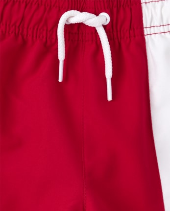 Maillot de bain de la fête du Canada pour bébés et tout-petits garçons