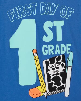 Camiseta gráfica de primer grado para niños