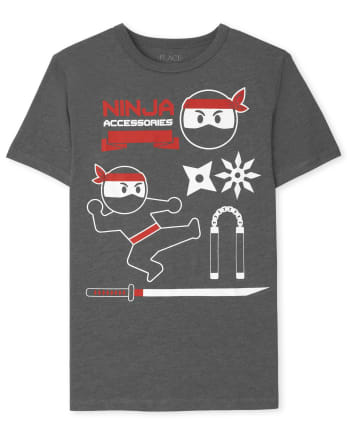 Camiseta estampada con accesorios Ninja para niños