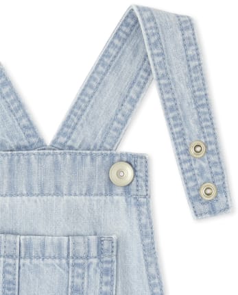 Salopette en jean pour bébés et petites filles