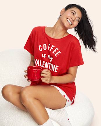 Camiseta para dormir con estampado del día de San Valentín para mujer