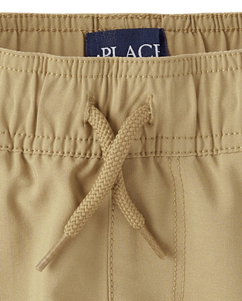 Shorts deportivos sin cierres de secado rápido para niños