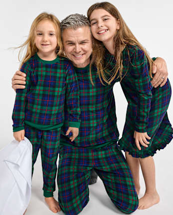 Pyjamas assortis pour enfants en microfibre polaire à carreaux tartan