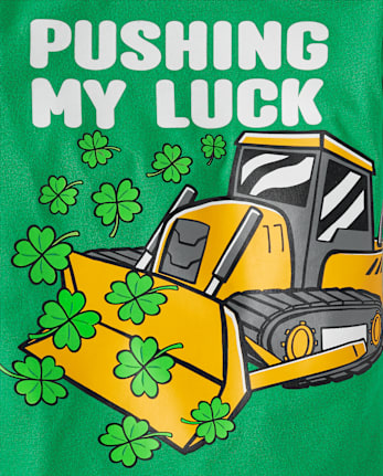T-shirt graphique pour bébé et tout-petit garçon, véhicule de chantier pour la Saint-Patrick