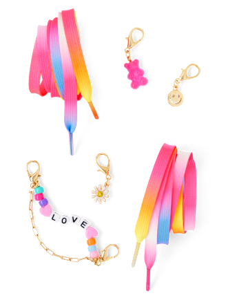 Girls Love Shoelace Charm 7-Piece Set