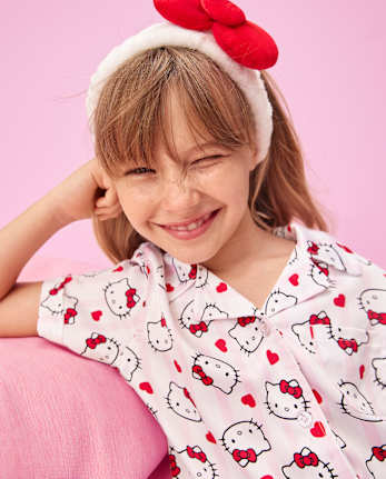 Girls Hello KittyÂ® Heart Satin Pajamas