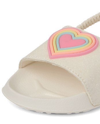 Sandales arc-en-ciel en forme de cœur pour petites filles