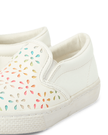 Baskets à enfiler perforées à paillettes arc-en-ciel et fleurs pour petites filles