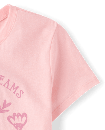 Girls Believe In Dreams Graphic Tee