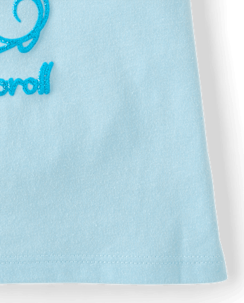 T-shirt graphique à paillettes Cinnamoroll™ pour petites filles