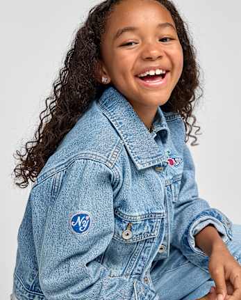 Veste en jean à écusson universitaire pour filles
