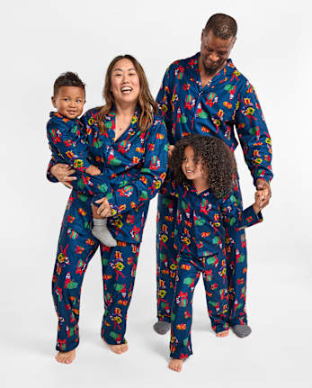 Matching Family Pajamas - The Elf On The Shelfâ¢ Collection