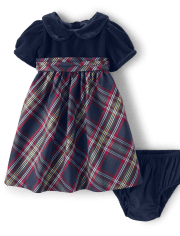 Robe en tricot à carreaux pour bébé fille - Célébrations de famille