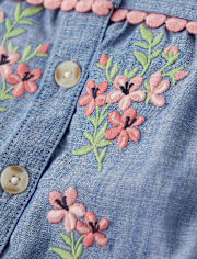 Top niña con botones de cambray floral bordado - Country
